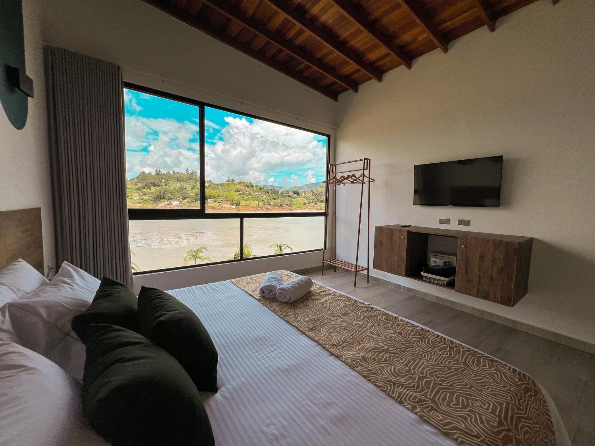 Viajero Guatape Hostel & Lake Club Стая снимка