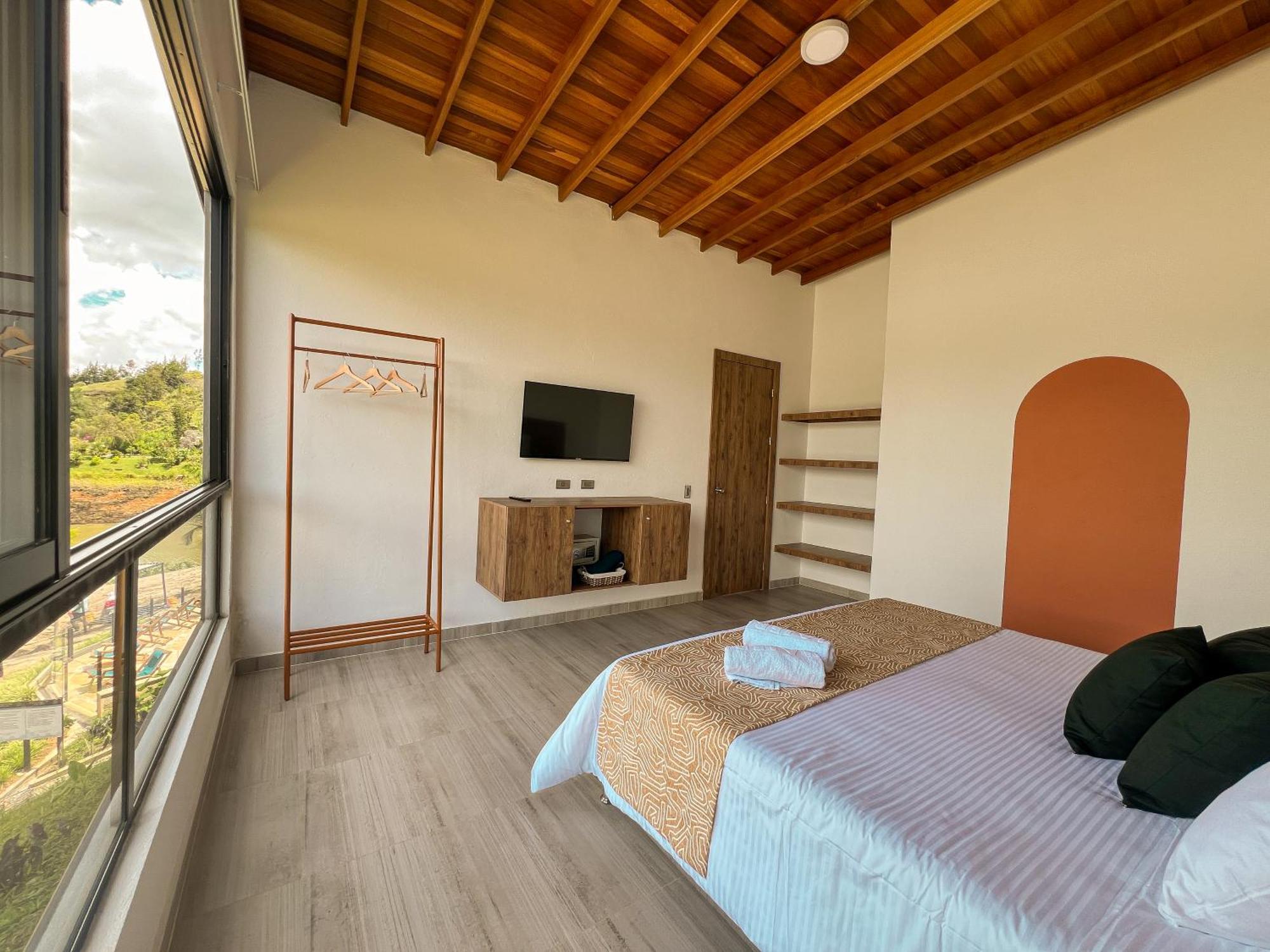 Viajero Guatape Hostel & Lake Club Стая снимка