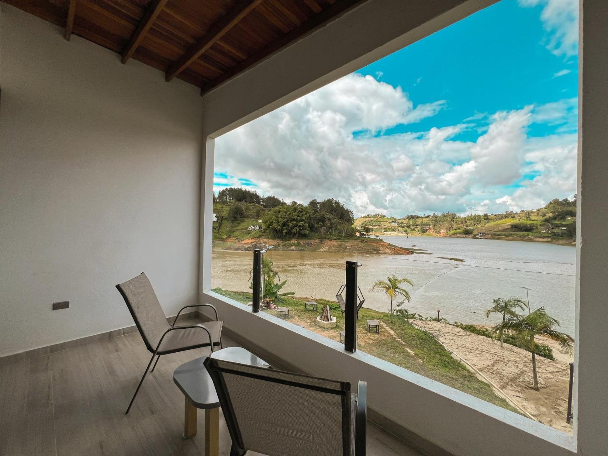 Viajero Guatape Hostel & Lake Club Стая снимка
