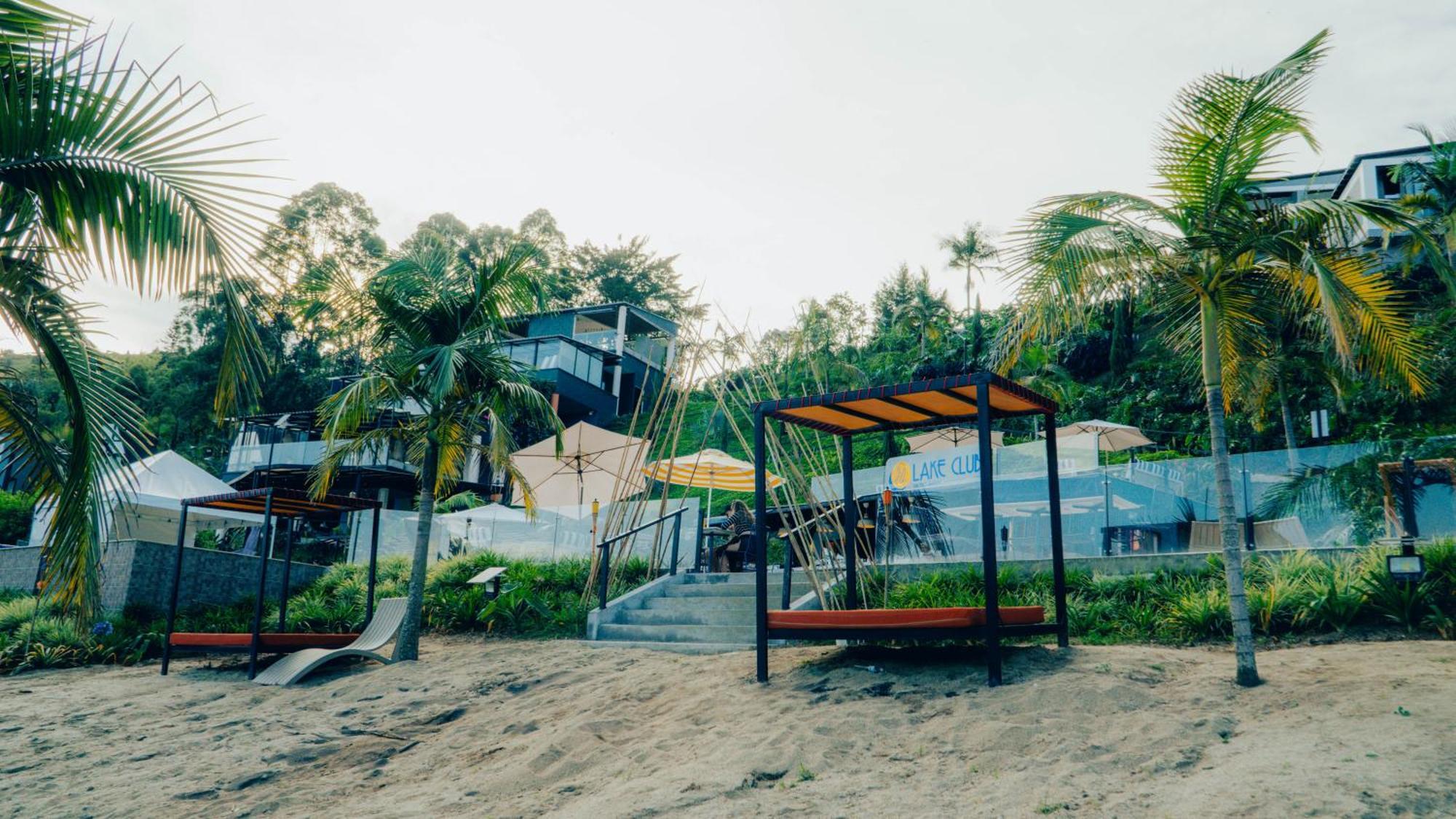 Viajero Guatape Hostel & Lake Club Екстериор снимка