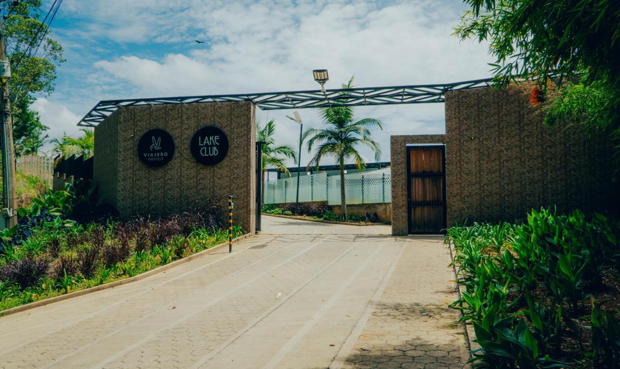 Viajero Guatape Hostel & Lake Club Екстериор снимка